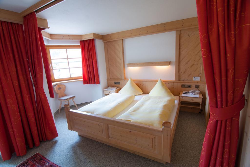Appartement Pension Strolz Bichlbach Habitación foto